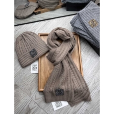 Loewe Caps Scarfs